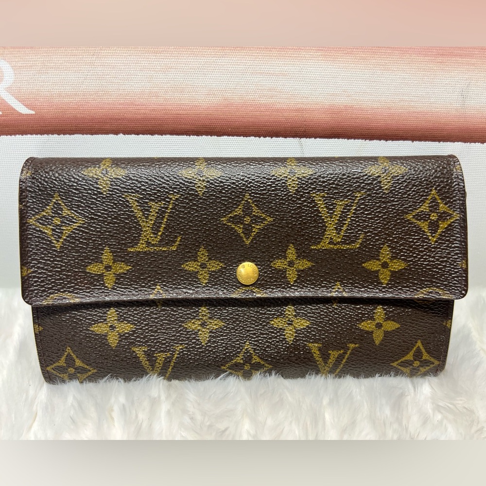 Louis Vuitton Monogram Canvas Card Case Wallet-CA0052